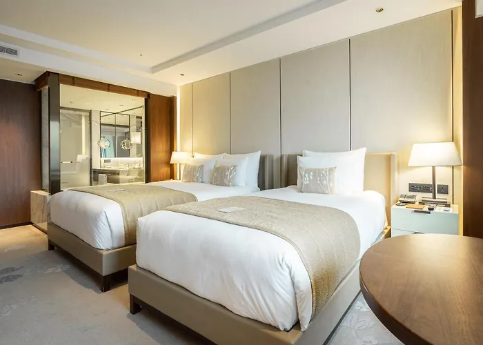 Hotel The Grand Lotte - Formerly Known As Lotte